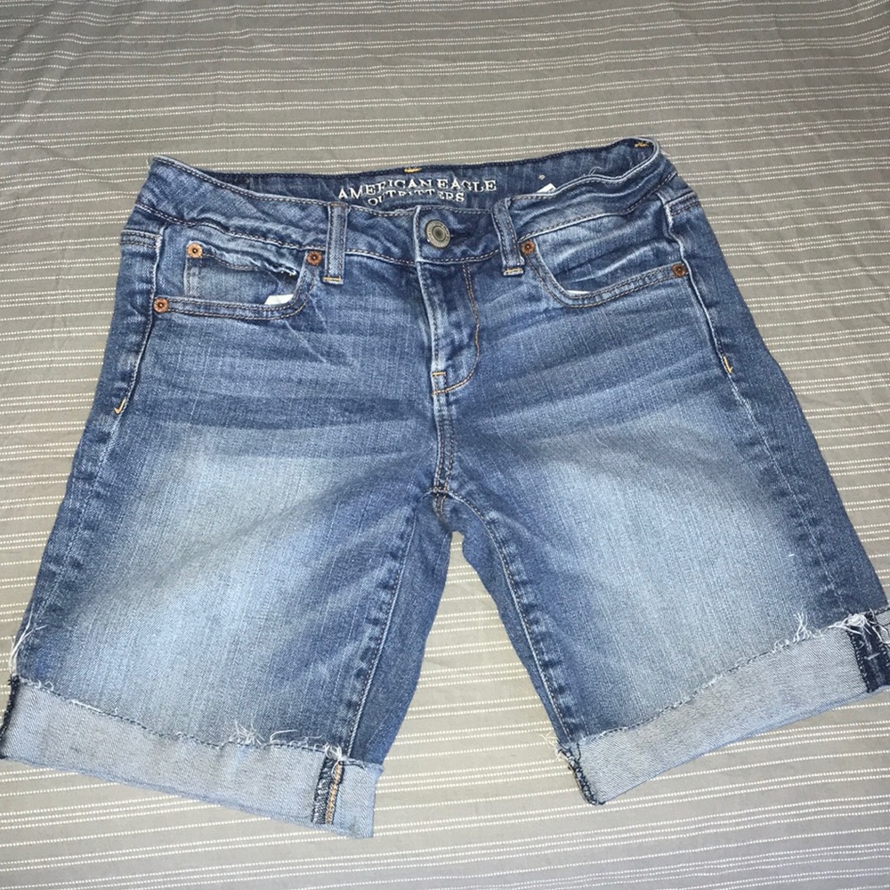 American Eagle Outfitters Bermuda Shorts